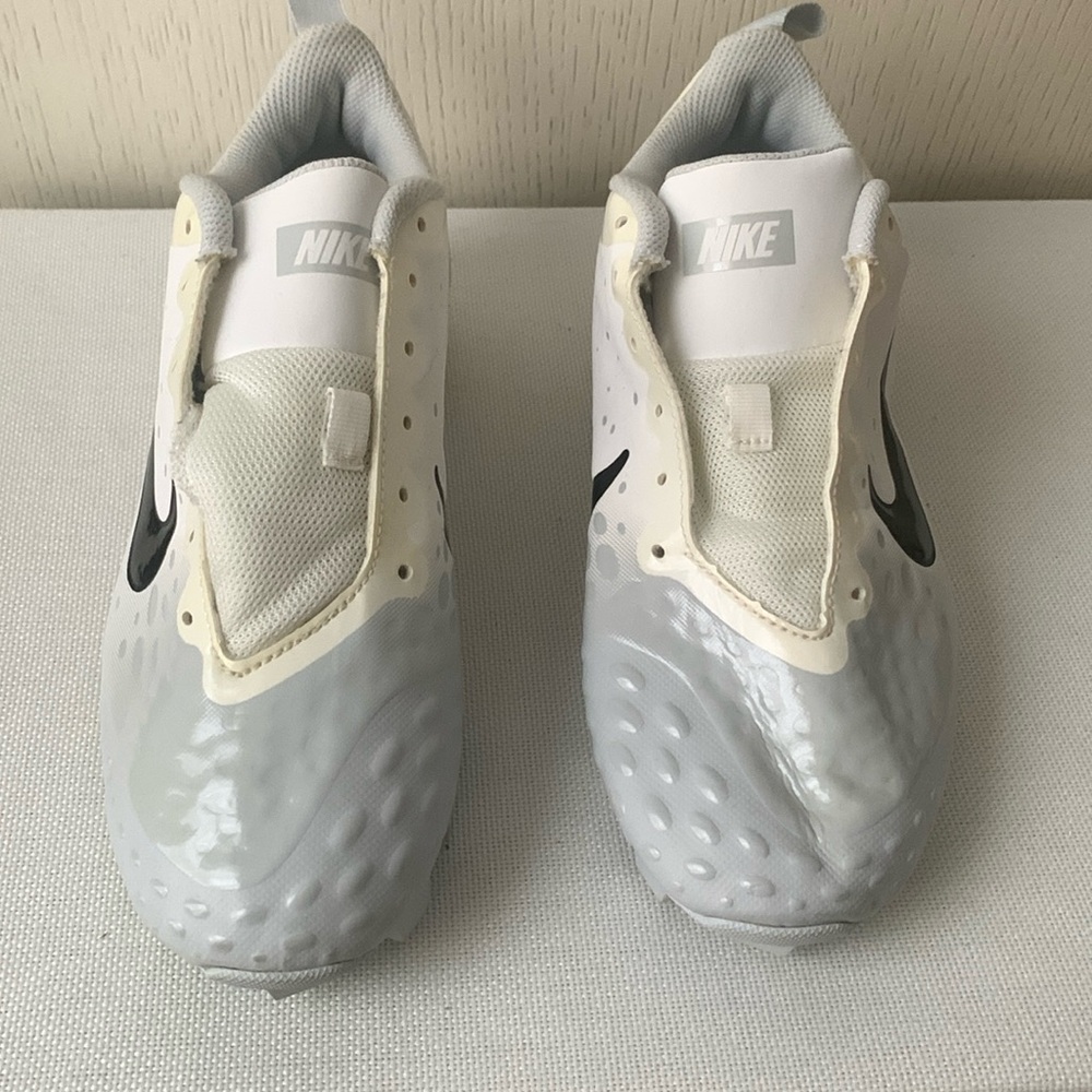 Nike I'll send it to you as it is in the photo